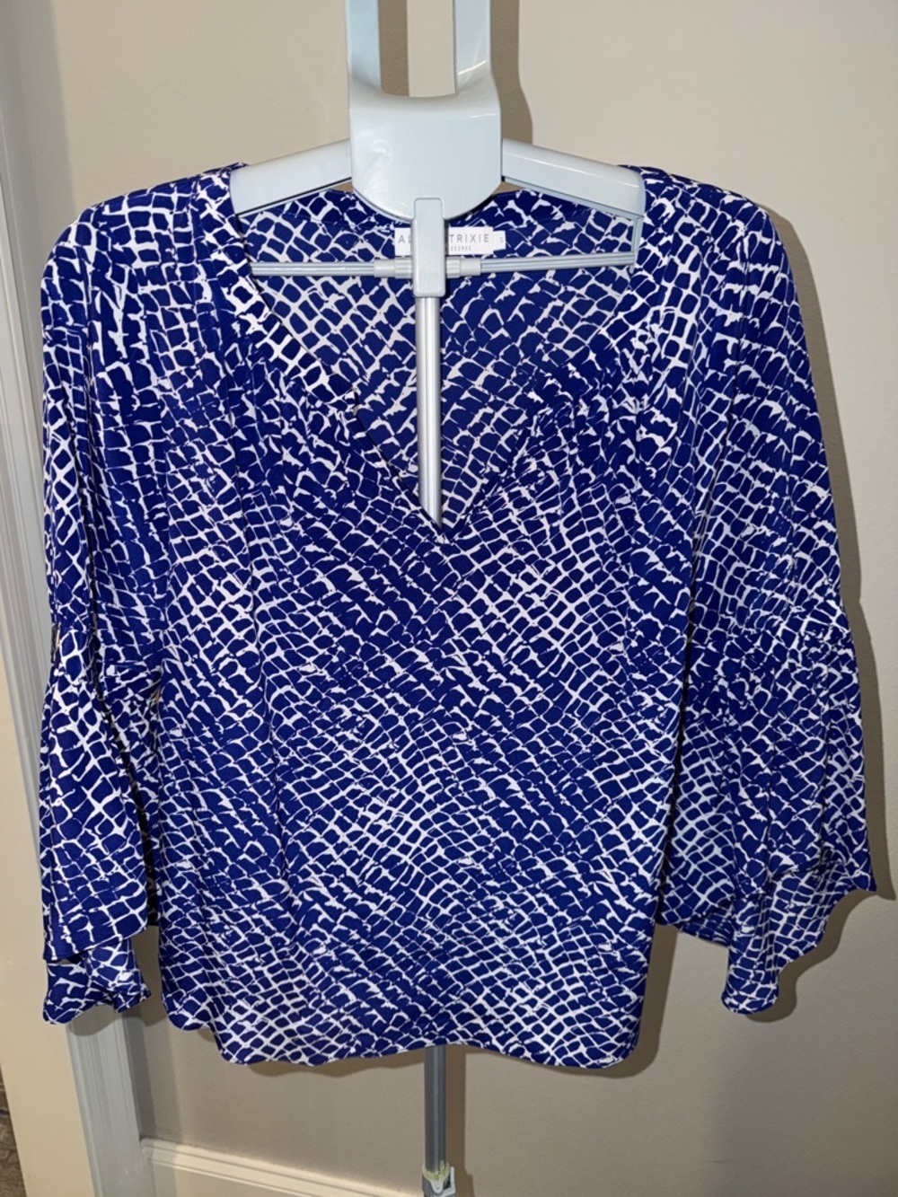 Alice & Trixie Silk Blue and White Printed Split-Neck Blouse